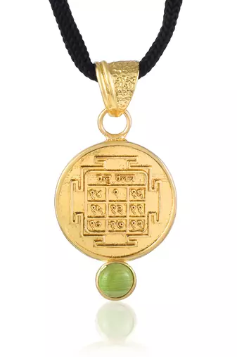 Gold plated chrysoberyl cats eye vedic astrology ketu grah dosh raksha kawach