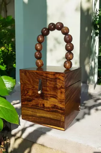 Chic cube wooden bag with beaded wooden handle