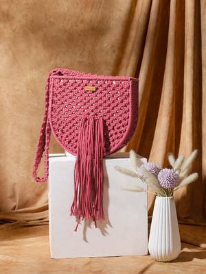 Boho macrame fringe bag- maroon magic 1