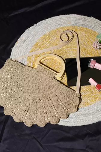 Half moon crochet boho bag - natural charm