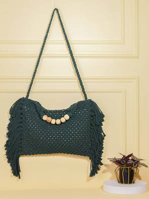 Fringed boho macrame bag - bottle green 1