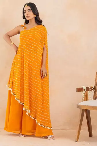 Yellow leheriya one shoulder drape cape set with palazzo & choli