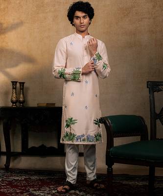 Peach embroidered silk kurta with dupatta 4