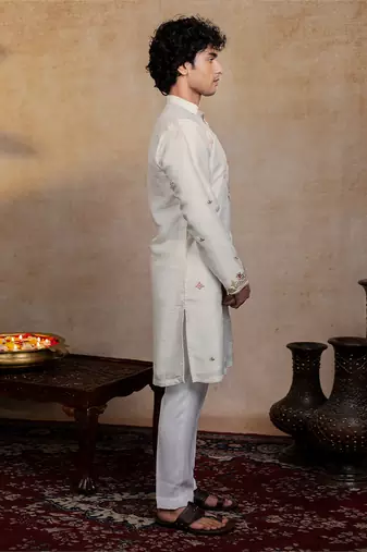 Off white embroidered silk kurta with dupatta