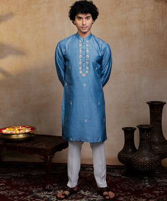 Blue embroidered silk kurta with dupatta 1