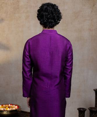 Purple embroidered silk kurta with dupatta 3