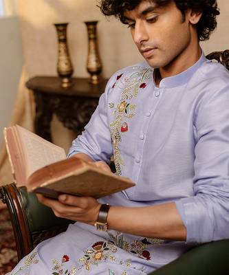Powder blue embroidered silk kurta with dupatta 3