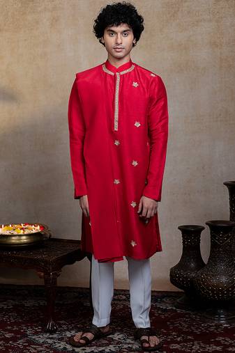 Red embroidered silk kurta with dupatta