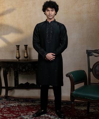 Black embroidered silk kurta with dupatta 1