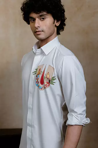 White embroidered 4way Rayon shirt