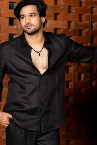 Black plain linen shirt
