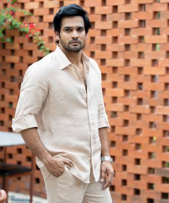 Beige plain linen shirt 2