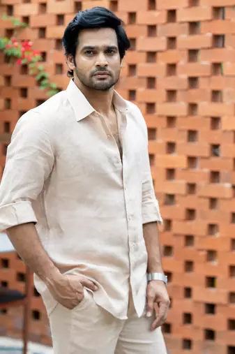 Beige plain linen shirt