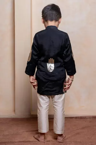 Black embroidered crepe kurta set