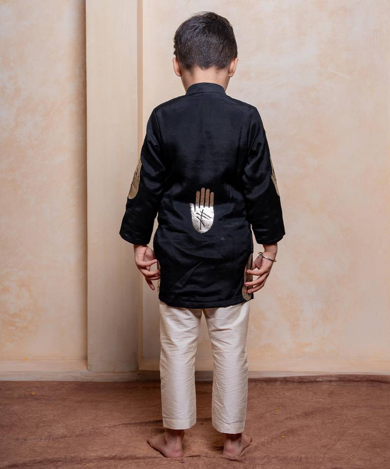 Black embroidered crepe kurta set