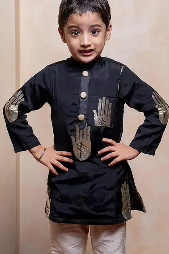 Black embroidered crepe kurta set