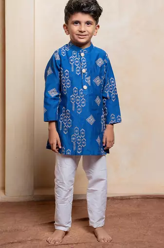 Blue embroidered chanderi silk kurta set