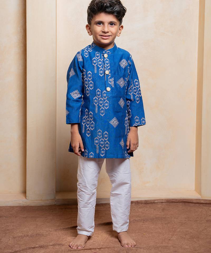 Blue embroidered chanderi silk kurta set