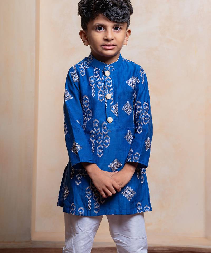 Blue embroidered chanderi silk kurta set