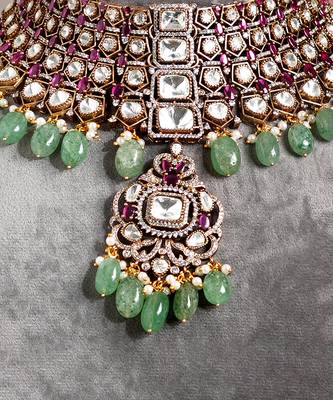 Gold plated green stone kundan necklace set 2
