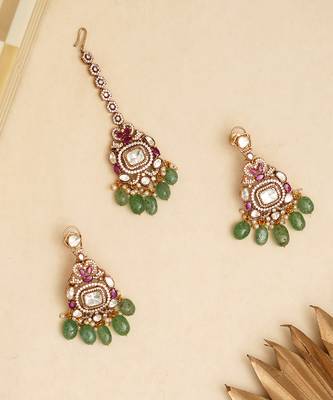 Gold plated green stone kundan necklace set 3