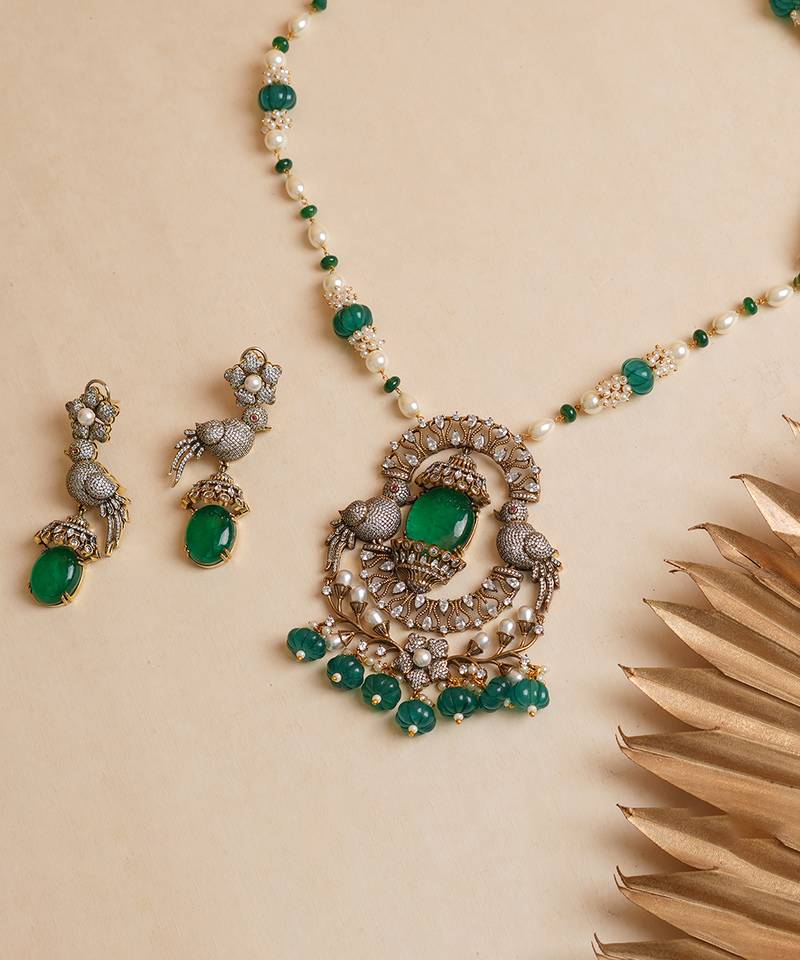 Gold plated green stone kundan necklace set
