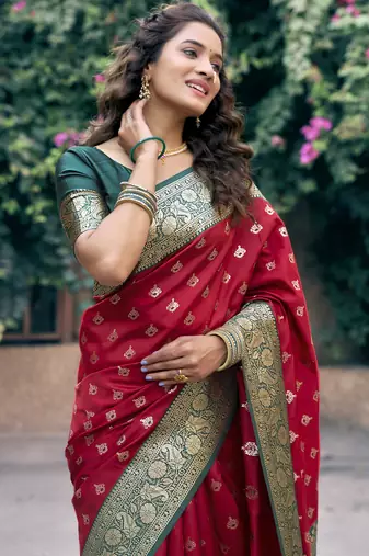 red color elegant soft silk blend saree