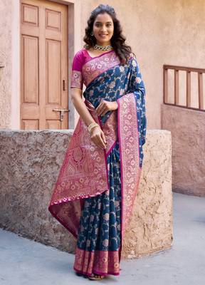 blue color elegant soft silk blend saree 3