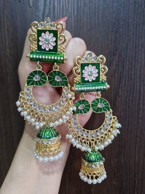 Harika Green Kundan Jhumki Earrings 2