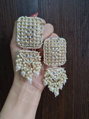 White Pearl Earrings 2