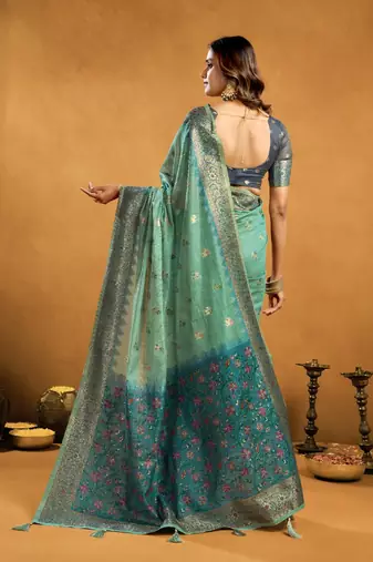 elegant premium spun cotton saree with rich pallu & zari jhallar