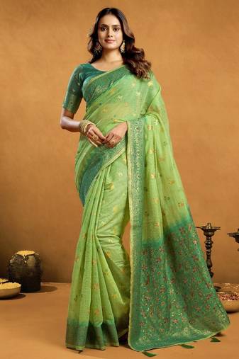 elegant premium spun cotton saree with rich pallu & zari jhallar