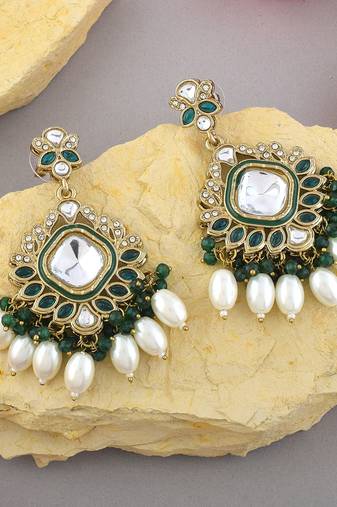 Green color kundan earrings