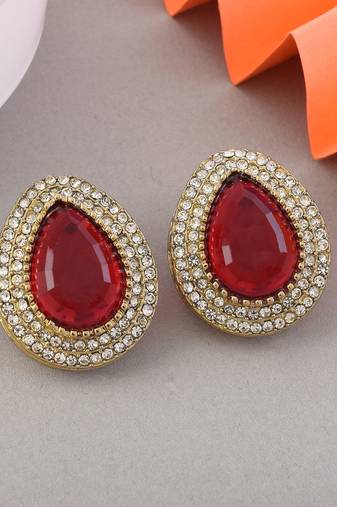 Red color stud kundan earrings