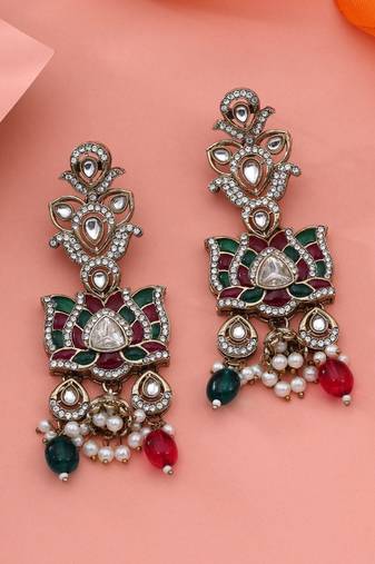 Rani & green color kundan earrings