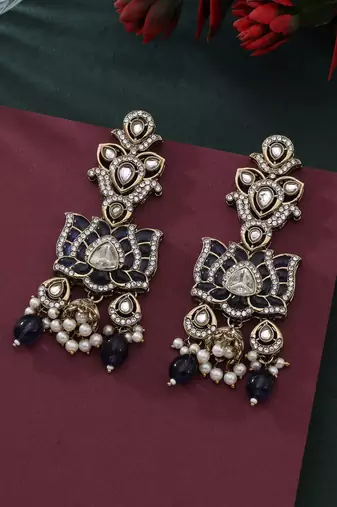 Blue color kundan earrings