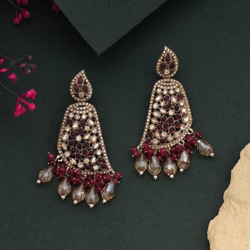 Magenta color kundan earrings