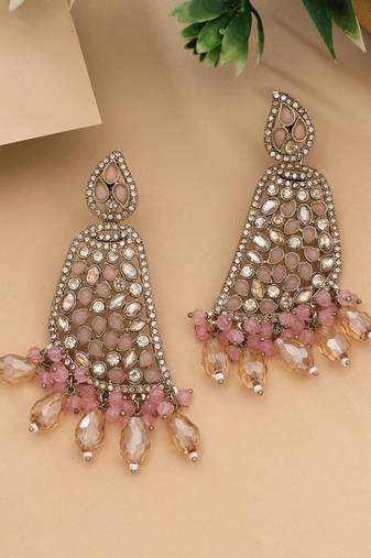 Pink color kundan earrings