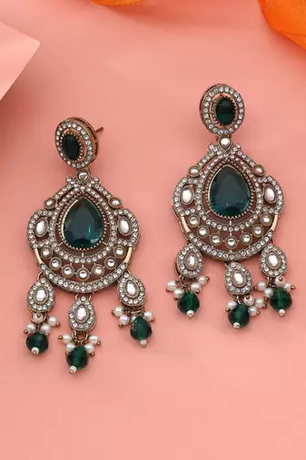 Green color kundan earrings
