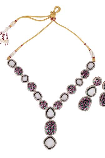 Oval and round shape uncut kundan stone gold plated brass choker necklace set for women and girls