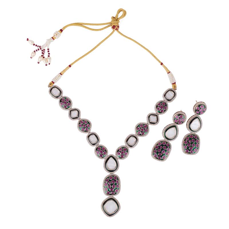 Oval and round shape uncut kundan stone gold plated brass choker necklace set for women and girls