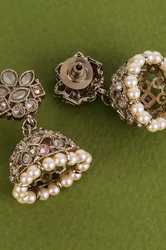 Amazing flower design white uncut kundan stone antique gold plated jhumki earring for women