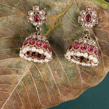 Elegant oval shape pink uncut kundan stone antique gold plated jhumki earring for women and girls 1