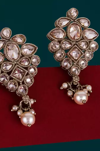 Flower design brown uncut kundan stone mother of pearl antique gold plated dangle earring for women