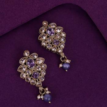 Flower design purple uncut kundan stone mother of pearl antique gold plated dangle earring for women 2