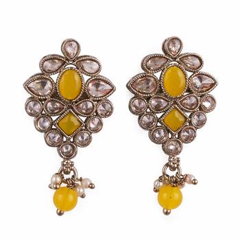Flower design yellow uncut kundan stone mother of pearl antique gold plated dangle earring for women 1