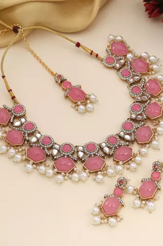Pink color kundan necklace set