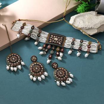Multi color choker kundan necklace set 1