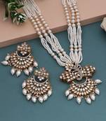 White color kundan necklace set