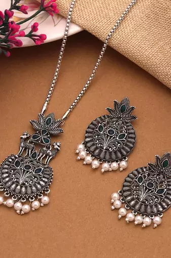 Turquoise blue color oxidised necklace set